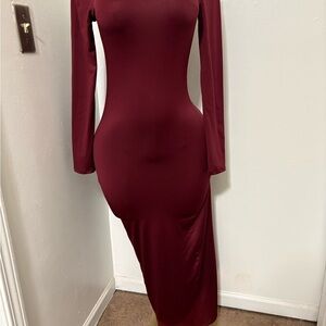 Chic Long Sleeve Burgundy Dress NWOT Medium